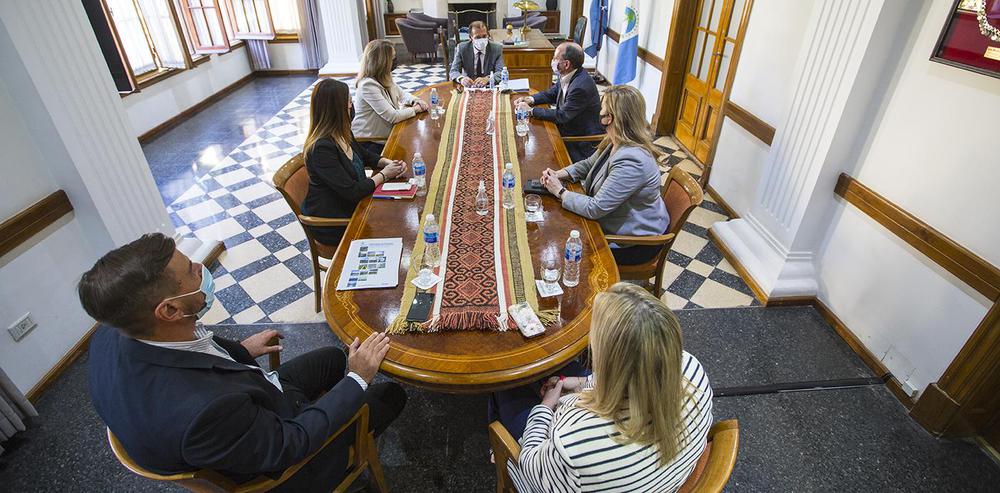 reunion gutierrez con directivos de shell