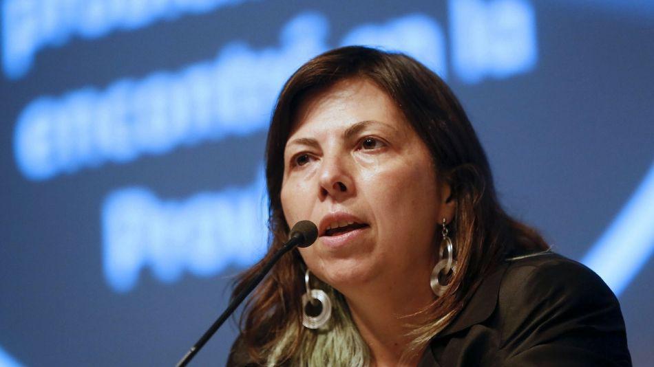 silvina-batakis-1381091