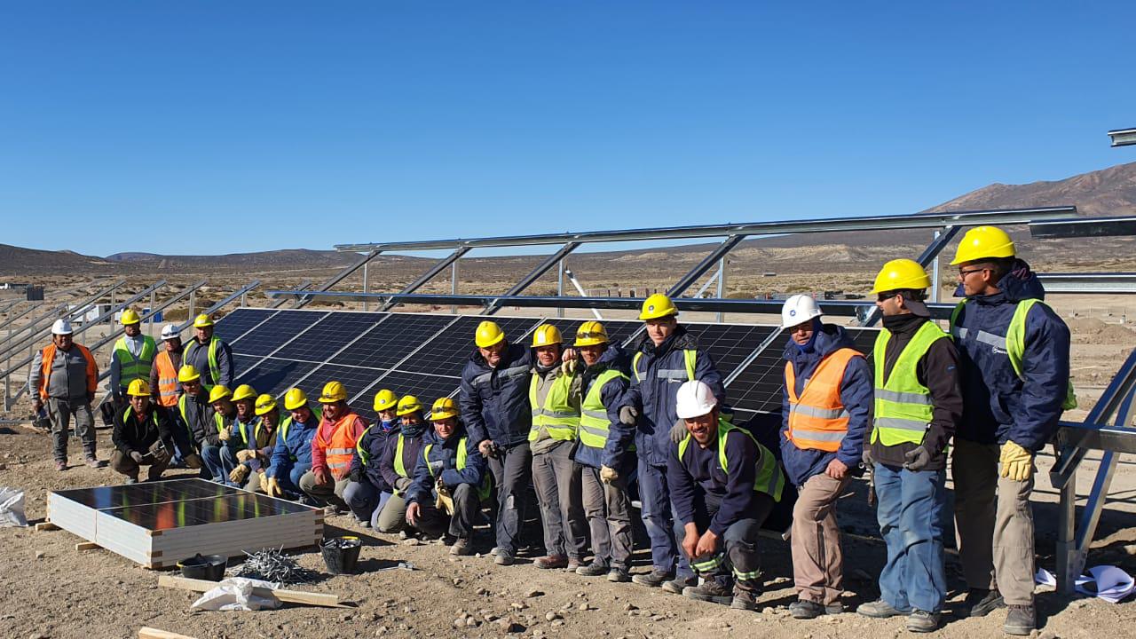 paneles solares cordillera del viento