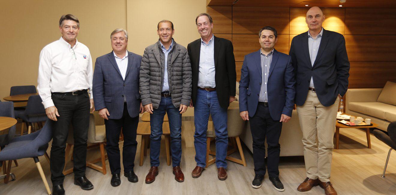 WEB-reunion-con-chevron0974-5-1320x652