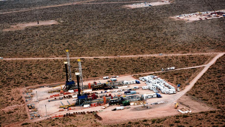 Imagen-VACA-MUERTA-PETROLEO-Y-GAS-LOMA-CAMP-10726175