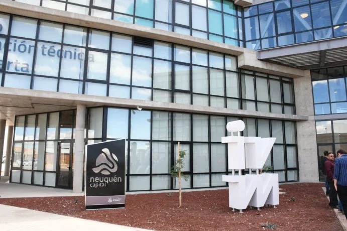 instituto vaca muerta 23