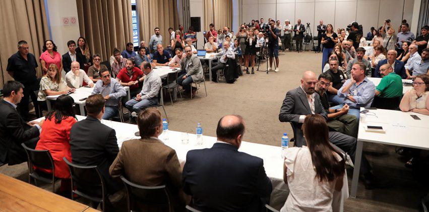 WEB-MESA-SECTORIAL-VACA-MUERTA-3G3A0007-851x420