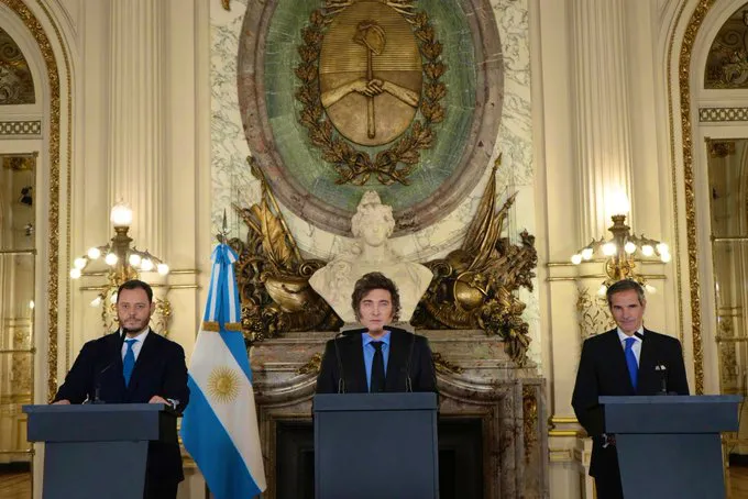 milei plan nuclear argentino