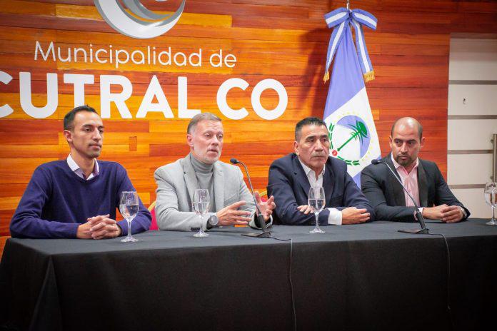 presentacion-VAca-Muerta-Net-Zero-en-Cutral-Co-696x464