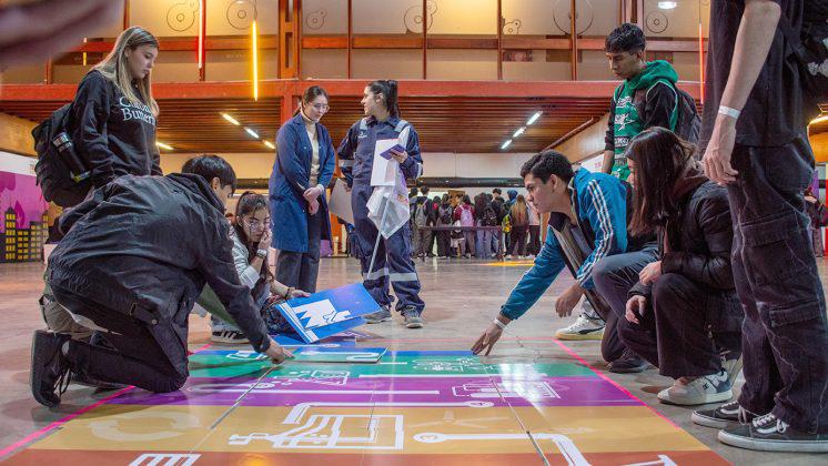 Web....-TECNO-AVENTURA-Tecpetrol-con-Escuelas-secundarias-8-746x420